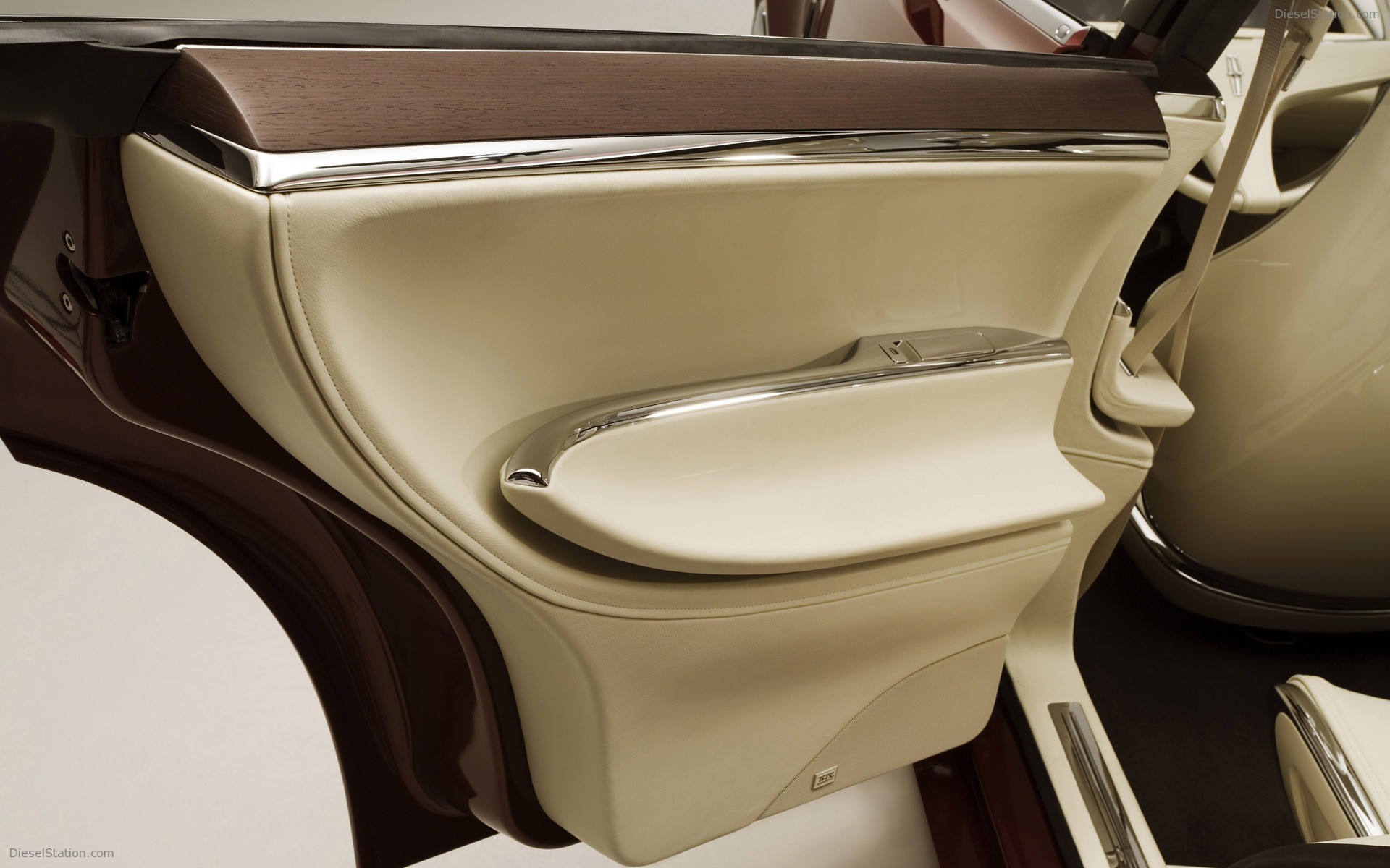 Lincoln MKR Concept